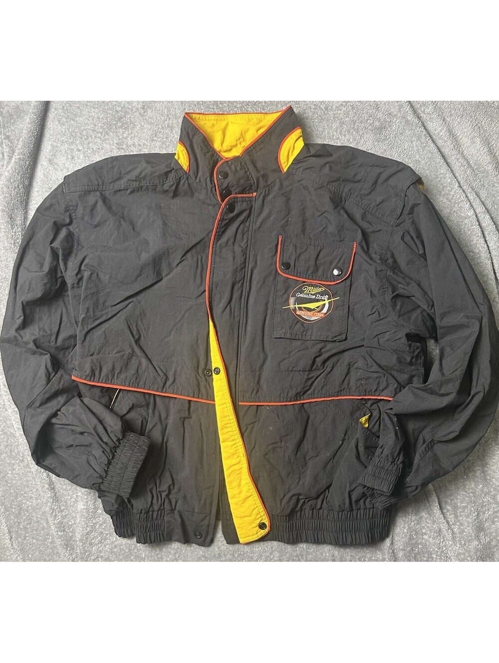 Vintage Miller Genuine Draft Windbreaker Jacket Mens Large Black Mesh Lined